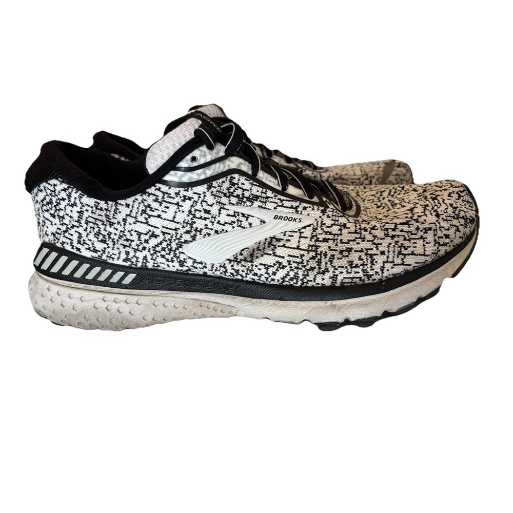 Brooks Adrenaline GTS 20 Women's 10 B Med Running Shoes Trails Training Sneakers